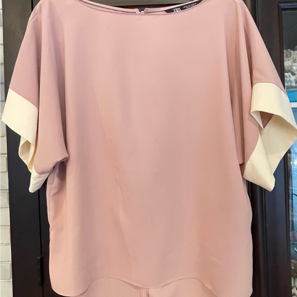 Zara champagne colored blouse EUC $18 size medium